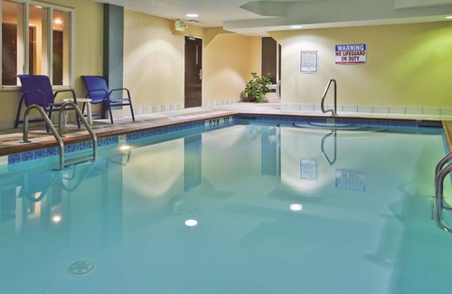 Hot Springs Hotel | La Quinta Inn & Suites by Wyndham Hot Springs