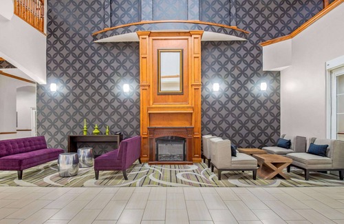 Gainesville Hotel | La Quinta Inn & Suites by Wyndham Gainesville