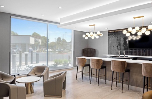 La Habra Hotel | La Quinta Inn & Suites by Wyndham La Habra