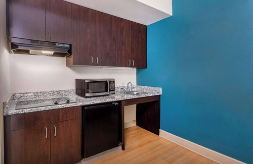 Midtown Ocean City Hotel | La Quinta Inn & Suites by Wyndham Ocean City