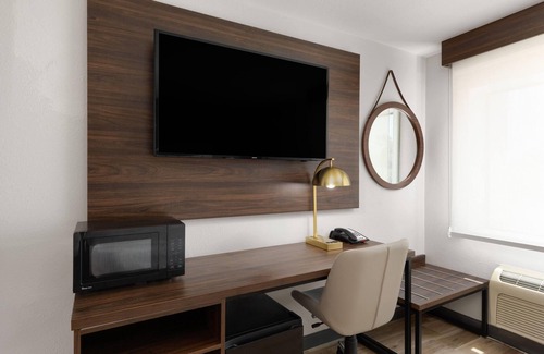 Bentonville - Fayetteville Hotel | La Quinta Inn & Suites by Wyndham Springdale
