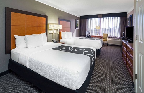 La Palma Hotel | La Quinta Inn & Suites by Wyndham Buena Park