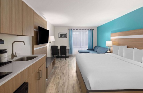 Kodak Hotel | La Quinta Inn & Suites by Wyndham Sevierville/Kodak
