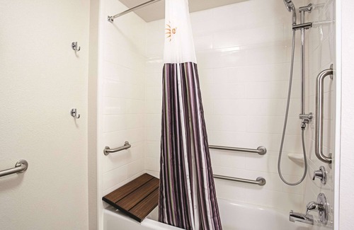 Rosedale Hotel | La Quinta Inn & Suites by Wyndham Baltimore N/White Marsh
