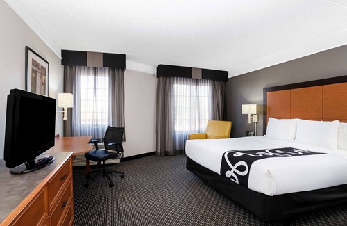 Tucson Hotel | La Quinta Inn & Suites by Wyndham Tucson Airport
