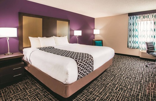 Mason Hotel | La Quinta Inn & Suites by Wyndham Cincinnati NE - Mason