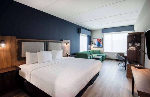 Downtown Chattanooga Hotel | La Quinta Inn & Suites by Wyndham Chattanooga Downtown/South
