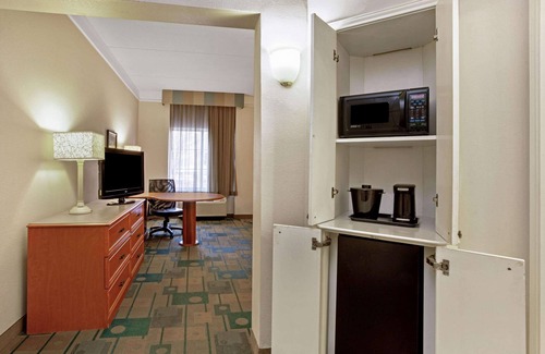 Winston - Salem Hotel | La Quinta Inn & Suites by Wyndham Winston-Salem