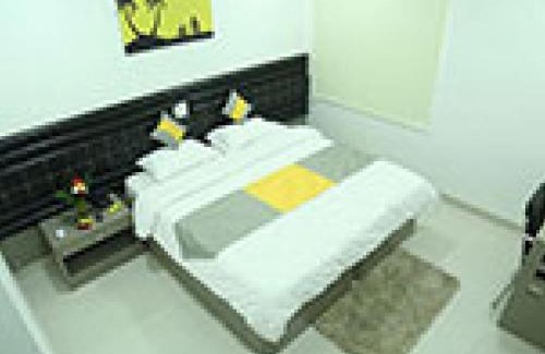 Madhapur Hotel | La Riviera Suites