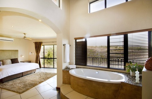 Nelspruit House | La Roca Guest House