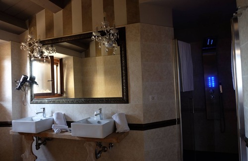 Montefalco House | La Rocca Guest House & Spa