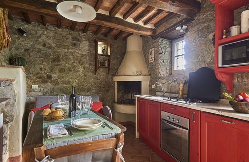 Brandeglio Apartment | La Roccia, Brandeglio, Bagni di Lucca, Lucca and Viareggio