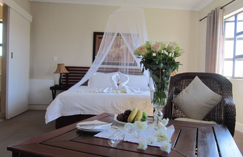 Milnerton House | La Roche Guest House