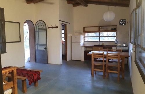 Las Rosas House | La Roja y Barro tal vez