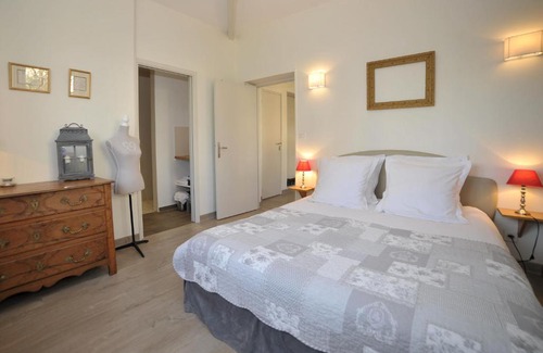 Chartres Bed & Breakfast | La Rosace