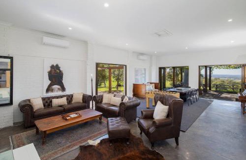 Pokolbin House | La Roseraie - Elegant Hunter Valley Vines Homestead