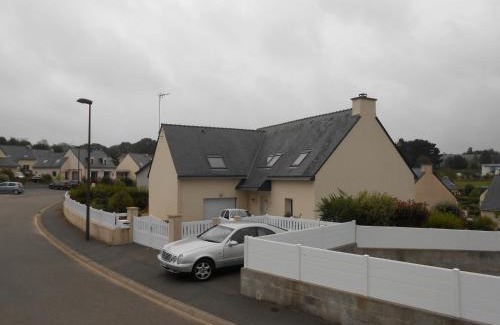Ergue-Gaberic Bed & Breakfast | La Roseraie