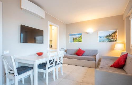 Fiumelatte Apartment | La Roseta