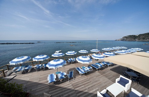 Forio Apartment | La Rotonda Sul Mare