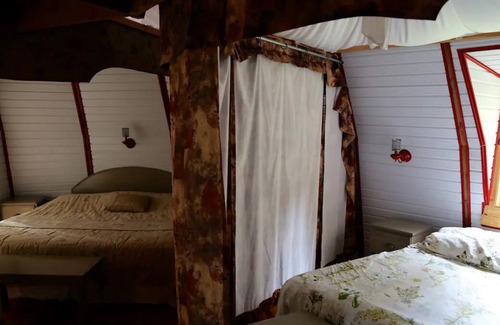 Mauricie Cabin | La Rotonde - Self-sufficient circular log cabin