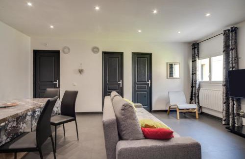 Montreuil House | La Sérénade Numéro 2
