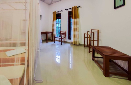 Debarawewa Hotel | La Safari Inn Tissamaharama