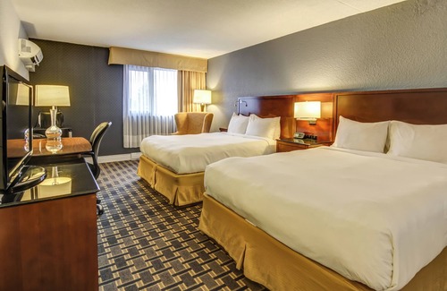 Chicoutimi Hotel | La Saguenéenne - Hôtel et Centre de Congrès