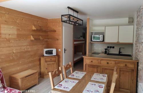 Le Serre Barbin Apartment | La Salle les Alpes : Charmant Appartement T2 30 M2