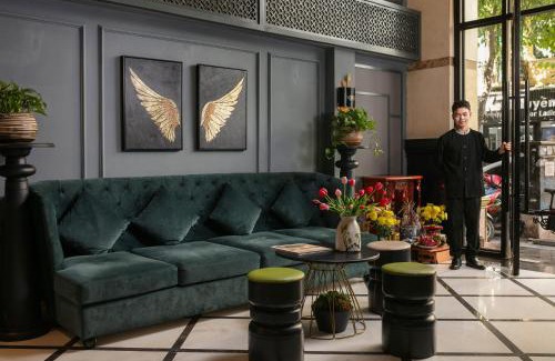 Hang Bac Hotel | La Selva Premium Hotel