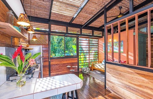 Cahuita Hotel | La Shamana Ecological, Concept in the Jungle