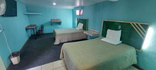 Tijuana Hotel | La siesta