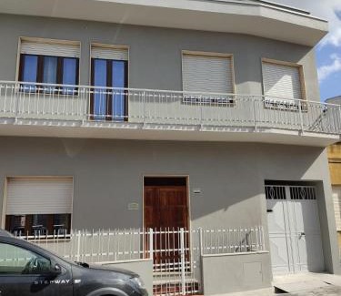 Monserrato House | La Stazione