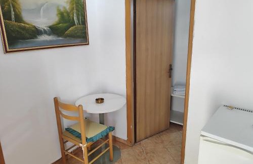 Tirana Apartment | La Strada