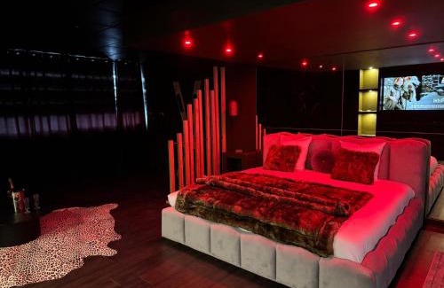 Caissargues Hotel | La Suite 69