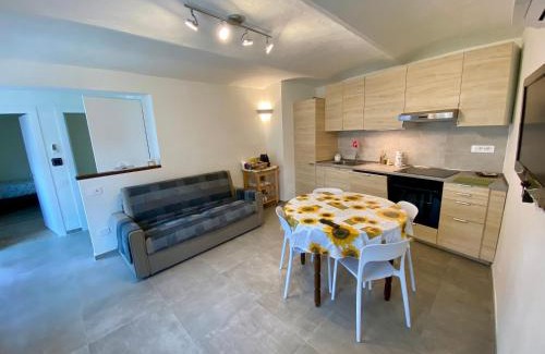 La Morra Apartment | La tana della Volpe e l'Uva