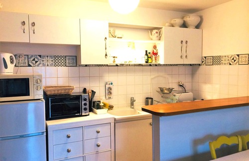 Blere House | La Taniere totale du Loup garou, whole house.