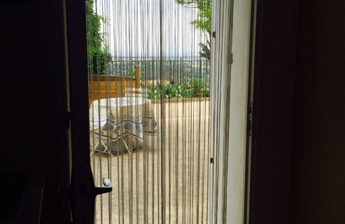 Venasque Cottage | La Terrasse, Cottage for 2 people.