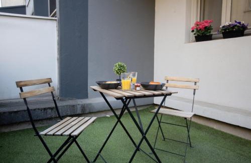 Centre Ville Apartment | La Terrasse Douillette