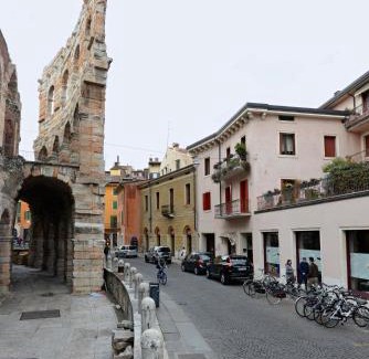 Citta Antica Apartment | La Terrazza sull'Arena