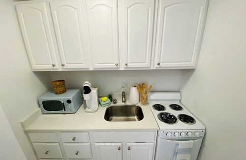 Pass-a-Grille Historic District Apartment | La Tortuga Historic Pass A Grille St Pete Beach Unit 6 thru 8