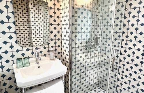 Bordeaux City Centre Hotel | La Tour Intendance