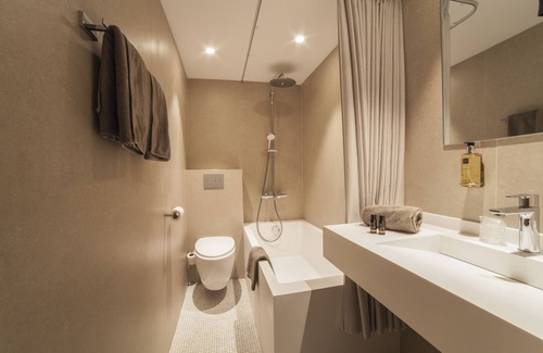 Lille Centre Ville Hotel | La Valiz
