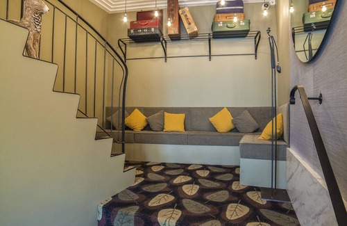Lille Centre Ville Hotel | La Valiz