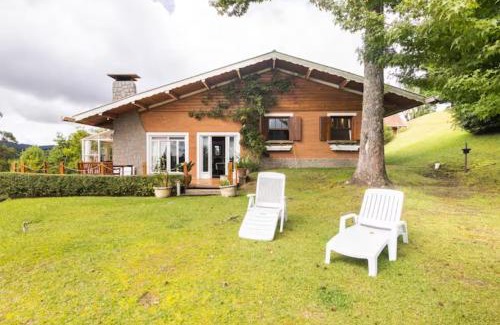 Campos do Jordao Villa | La Vie en Rose