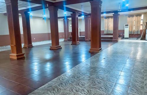 Alimosho Hotel | La View Suites And Towers