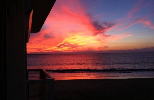 Saint-Georges-de-Didonne Apartment | LA VIGIE - APART ON THE BEACH, FEET IN THE WATER - EXCEPTIONAL SEA VIEW