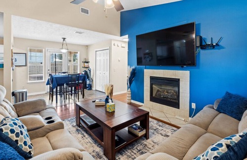 Springfield House | La Villa Azul - PCB Hot Tub Getaway