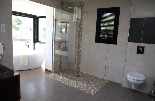 Sanary-sur-Mer Bed & Breakfast | La Villa Blanche