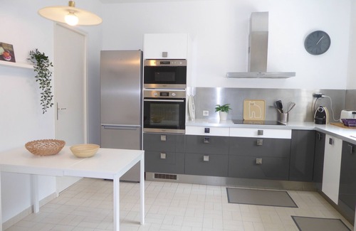Garons Villa | La Villa des Pins