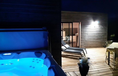Santec Villa | LA VILLA DU PRAT: BRIGHT, QUIET, 300 M FROM THE BEACHES - 10 MIN FROM THE THALASSO